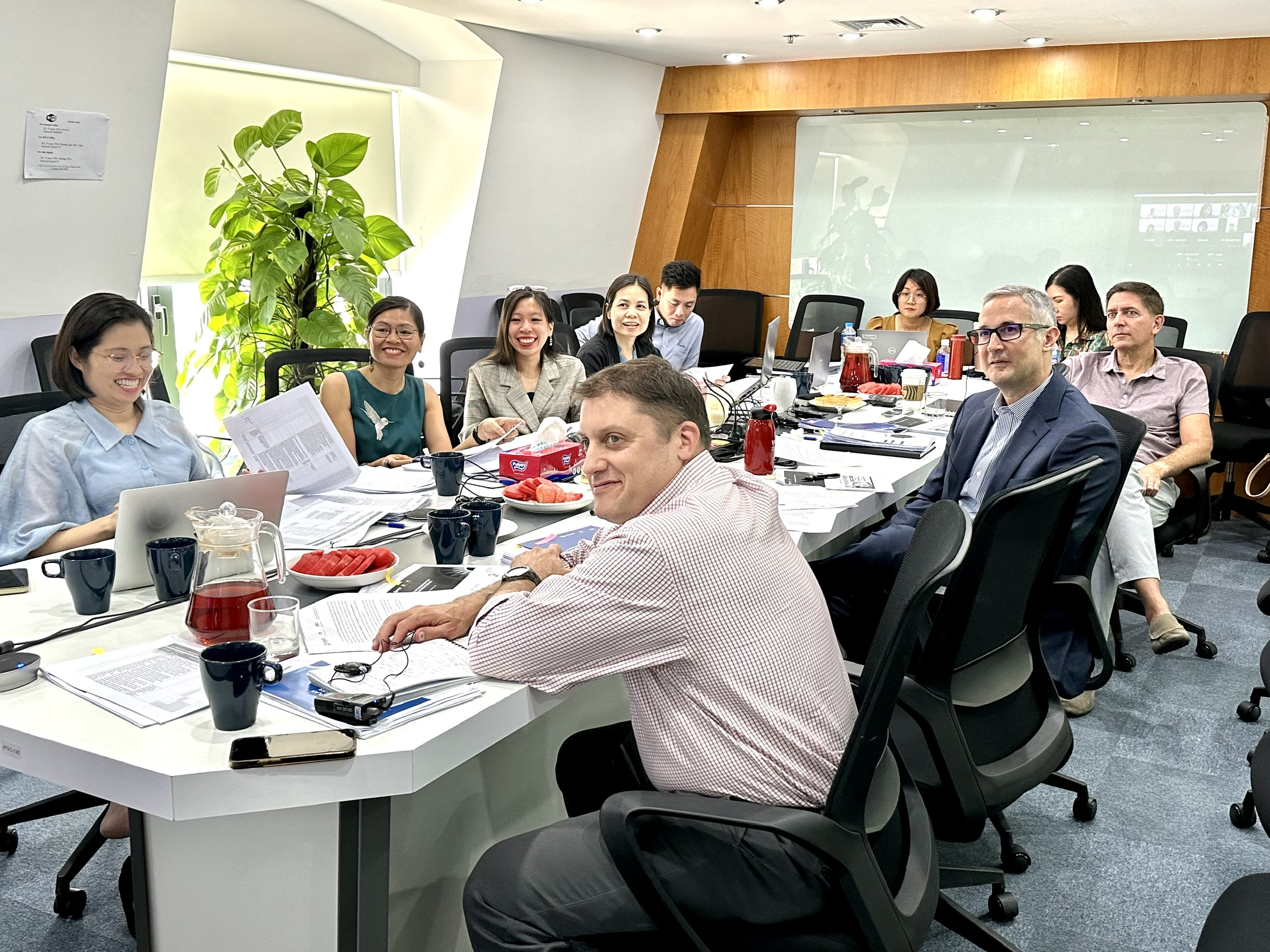 Hội đồng đánh giá Sáng kiến ESG Việt Nam 2023 tại Vòng chung kết.