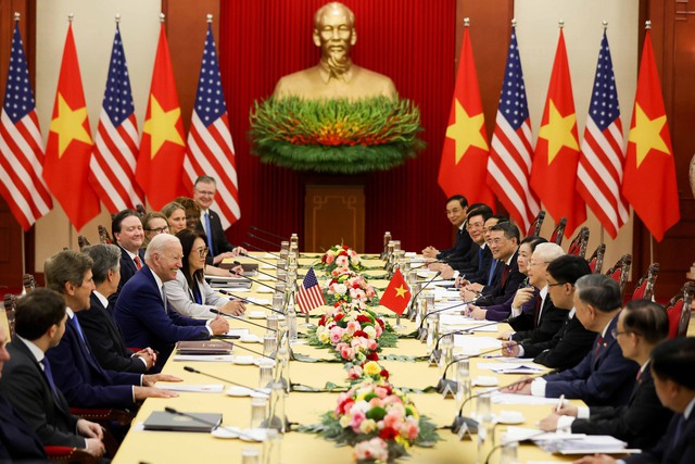 Tổng Bí thư Nguyễn Phú Trọng và Tổng thống Hoa Kỳ Joe Biden tại buổi hội đàm trao đổi về các phương hướng hợp tác giữa hai nước trong thời gian tới.