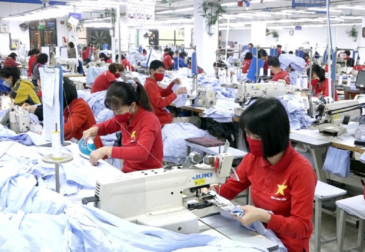 Dệt may là một trong những mặt hàng thế mạnh của Việt Nam được dự báo sẽ phục hồi tăng trưởng trong thời gian tới.