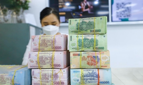 Tăng trưởng tín dụng nhích lên, lãi suất cho vay bình quân giảm 0,6% so với cuối 2023