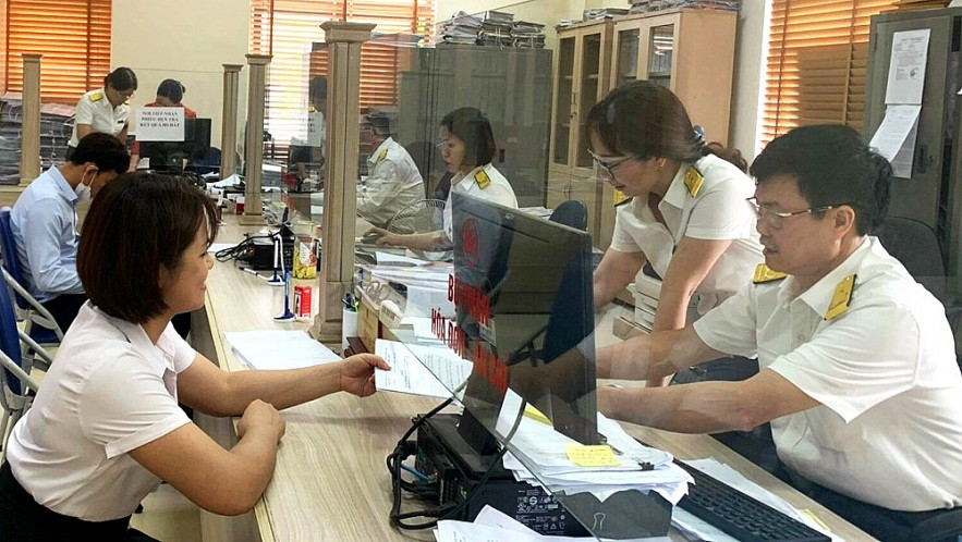 Ngành thuế đẩy nhanh tiến độ các đề án điện tử hóa dịch vụ nộp thuế đối với đất đai, thí điểm khai thuế điện tử với hoạt động cho thuê nhà...