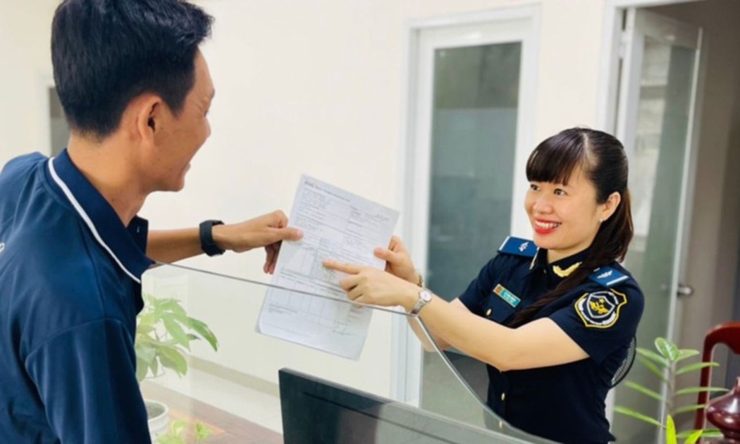Thu ngân sách qua hải quan nhích tăng nhẹ