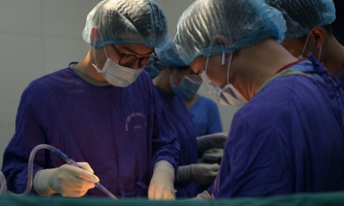 Tập trung cứu chữa, chưa thu các khoản phí của người bệnh vụ cháy chung cư mini tại Hà Nội