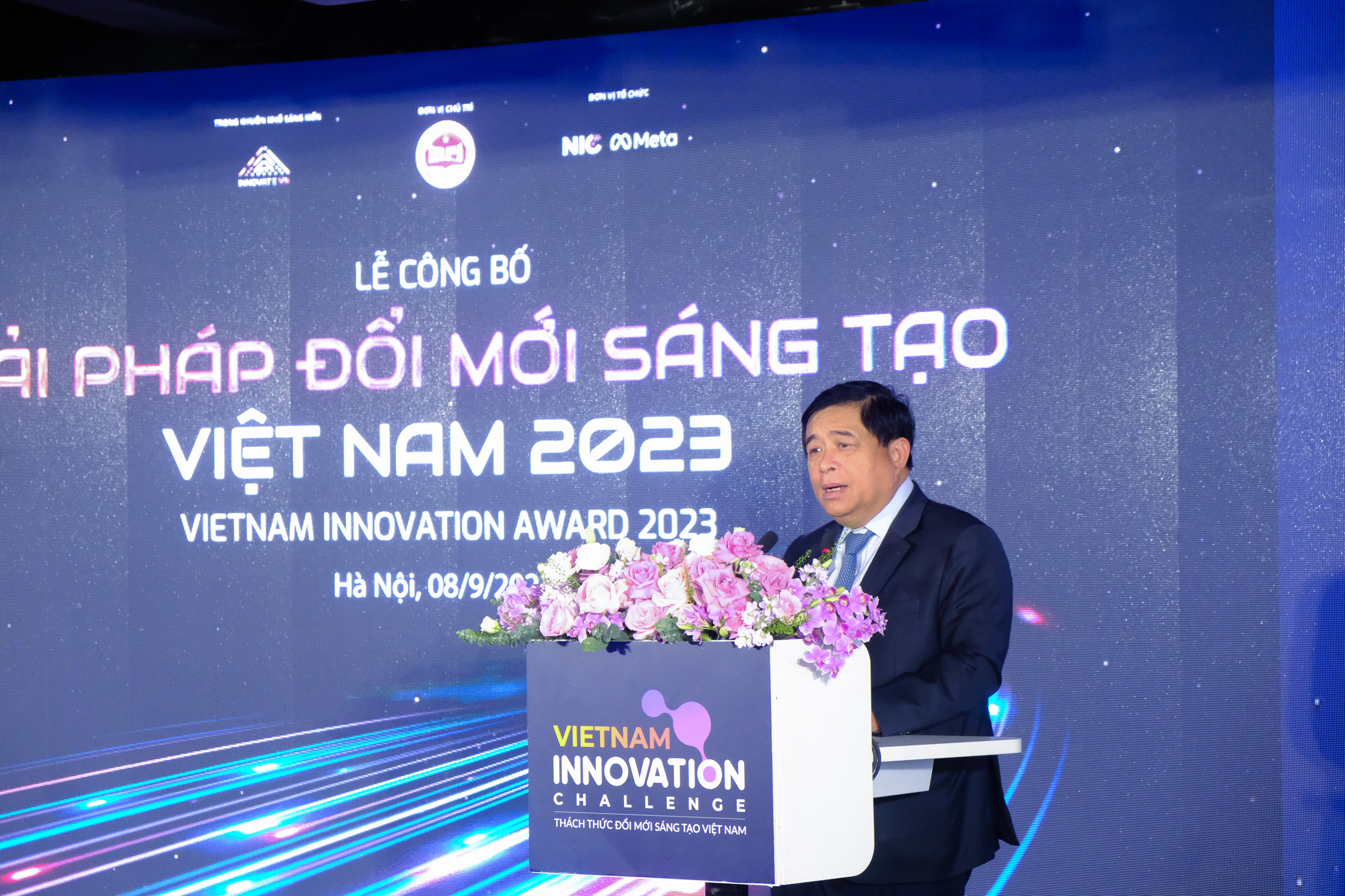 Bộ trưởng Bộ Kế hoạch v&agrave; Đầu tư Nguyễn Ch&iacute; Dũng ph&aacute;t biểu về tiềm năng của c&aacute;c giải ph&aacute;p.