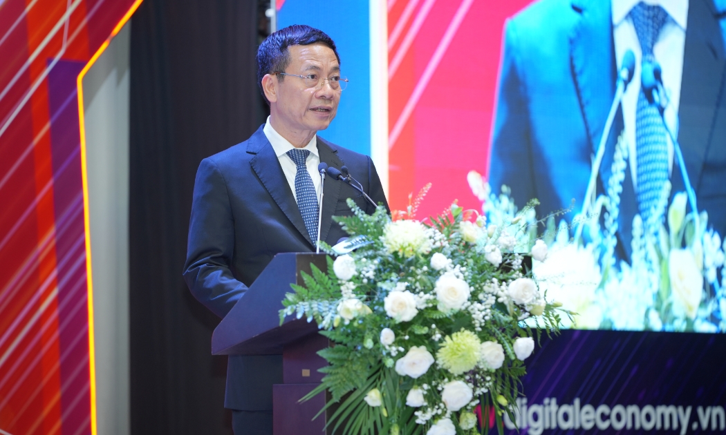 Bộ trưởng Nguyễn Mạnh Hùng: chuyển đổi số, phát triển kinh tế số là một chặng đường dài, là ứng dụng nhiều hơn là nghiên cứu.