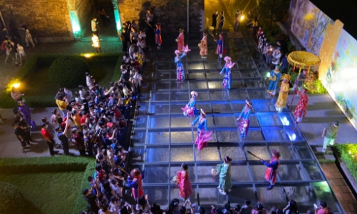 Tìm giải pháp để kinh tế đêm Hà Nội “sáng đèn”