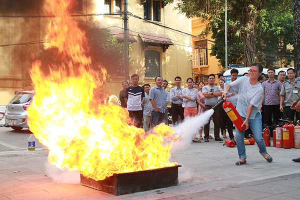 &nbsp;Buổi tập huấn nghiệp vụ ph&ograve;ng chống ch&aacute;y nổ&nbsp;
