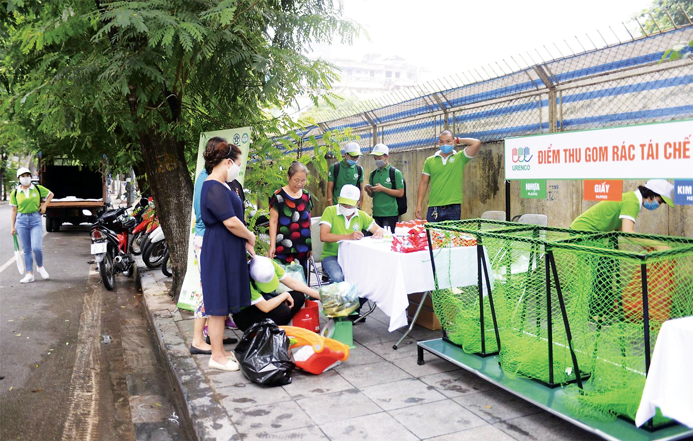 Truyền thông để nâng cao nhận thức của người dân về kinh tế tuần hoàn sẽ thúc đẩy mô hình kinh tế này phát triển.
