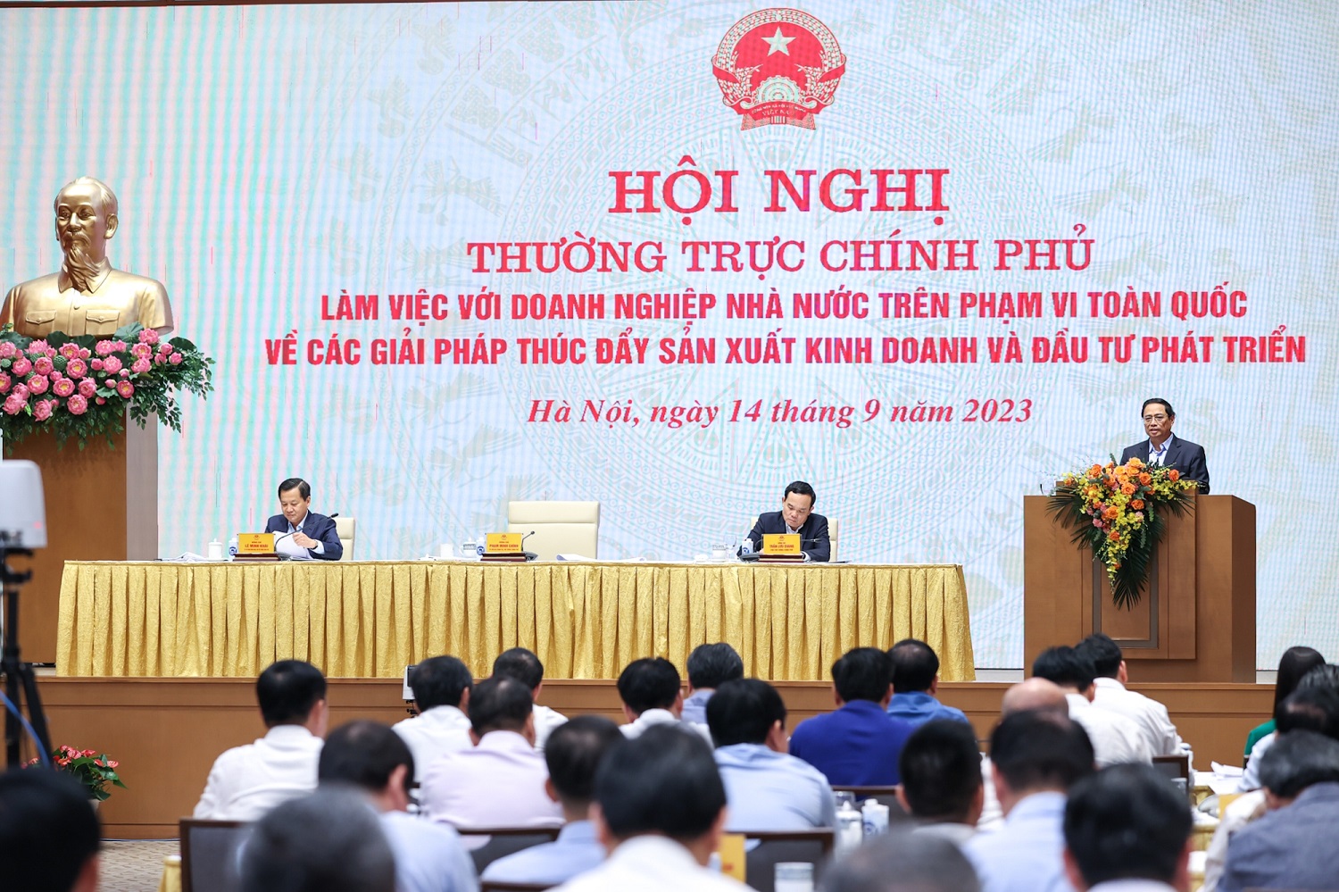 Th&ocirc;ng điệp của hội nghị l&agrave; chung sức, đồng l&ograve;ng th&aacute;o gỡ kh&oacute; khăn, vượt qua th&aacute;ch thức. Ảnh:VGP.