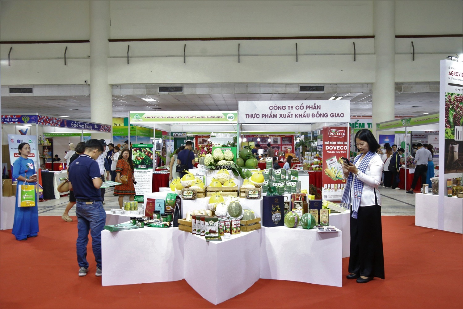 Khu vực trung t&acirc;m của AgroViet 2023.