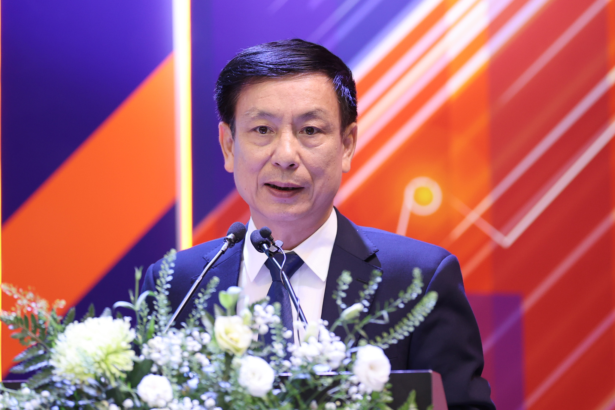 &Ocirc;ng Phạm Đ&igrave;nh Nghị, Chủ tịch UBND tỉnh Nam Định.