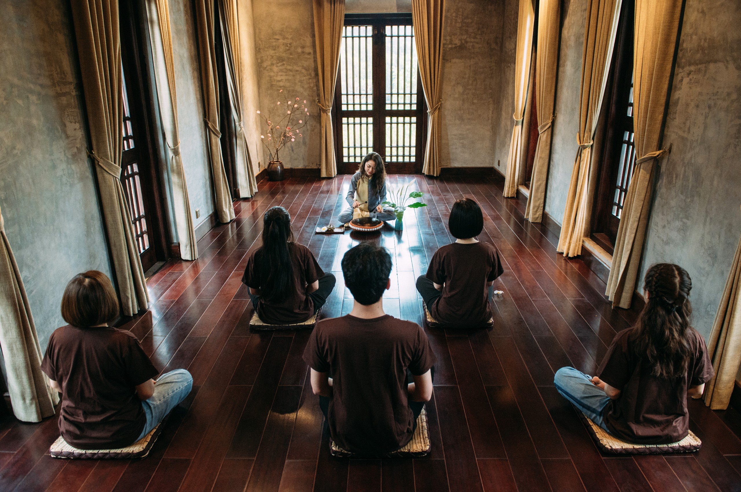 Hiện nay nhiều kh&aacute;ch sạn v&agrave; khu nghỉ dưỡng đ&atilde; cung cấp v&agrave; ph&aacute;t triển nhiều hoạt động nhằm n&acirc;ng cao thể chất v&agrave; tinh thần cho du kh&aacute;ch.