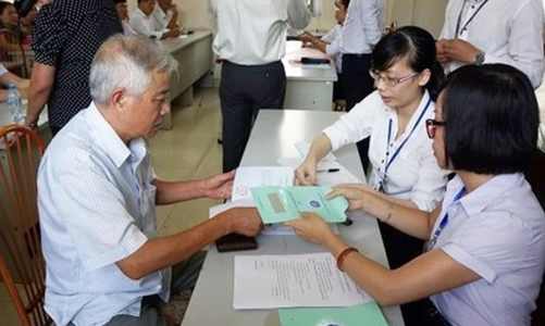 Hưởng lương hưu trước tuổi vào năm 2023 cần điều kiện gì?