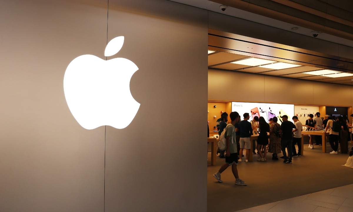 Trung Quốc đ&atilde; trở th&agrave;nh thị trường iPhone lớn nhất thế giới trong qu&yacute; 2 năm nay, chiếm 24% tổng số l&ocirc; h&agrave;ng iPhone, cao hơn mức 21% của thị trường Mỹ