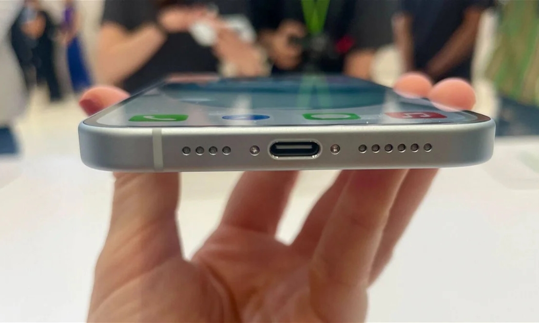 Tất cả điện thoại thông minh thế hệ tiếp theo của Apple sẽ sử dụng sạc USB-C thay vì cáp Lightning như trước đây.