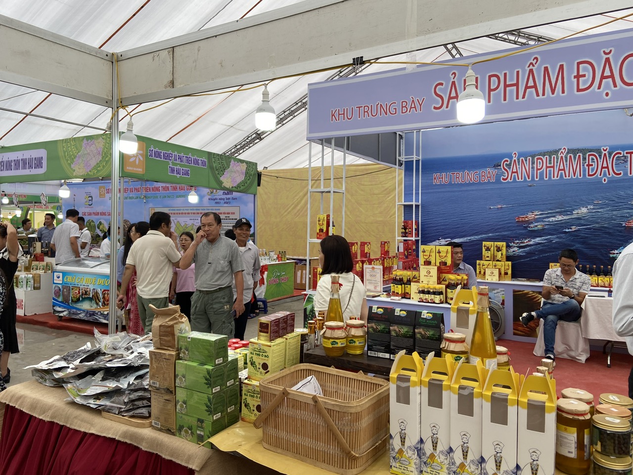 Sản phẩm địa phương tại triển lãm AgroViet 2023.