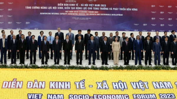 Chủ tịch Quốc hội: Tăng cường năng lực nội sinh, kiến tạo động lực tăng trưởng để vượt qua khủng hoảng