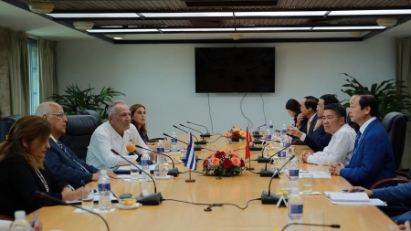 Vietnam & Cuba agree to step up trade & investment ties