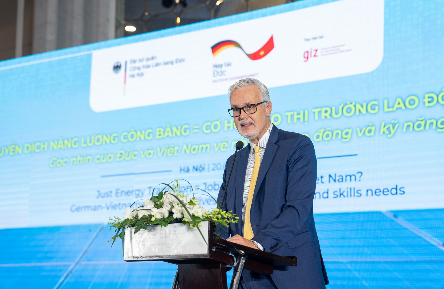 Đại sứ CHLB Đức tại Việt Nam phát biểu khai mạc hội thảo.