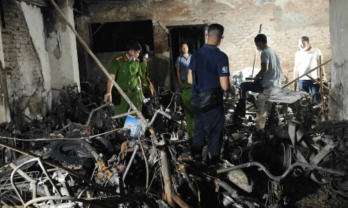 Công an Hà Nội: Vụ cháy chung cư mini do chập điện xe máy