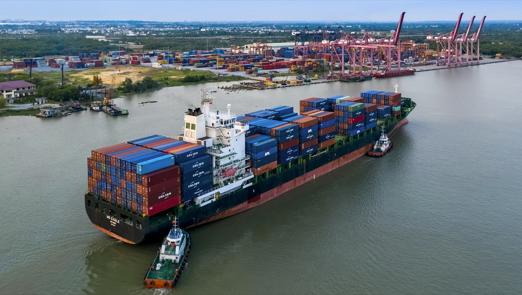 Dự án phát triển các hành lang đường thủy và logistics phía Nam nhằm cải thiện hệ thống hạ tầng, giảm tắc nghẽn và chi phí vận chuyển đường thủy thông qua việc nâng cấp 2 hành lang bắc nam và đông tây.