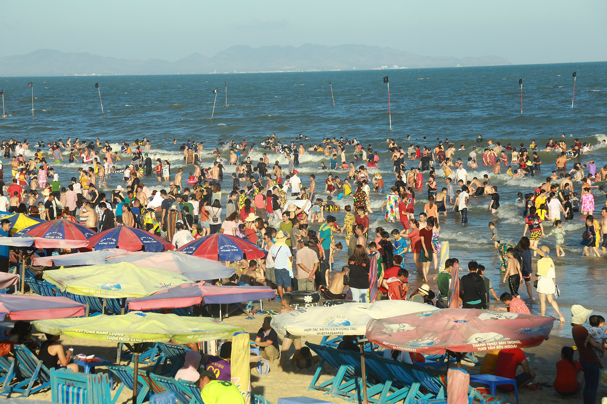 T&iacute;nh chung 8 th&aacute;ng qua, lượng kh&aacute;ch nội địa của Việt Nam đ&atilde; đạt 86 triệu lượt.