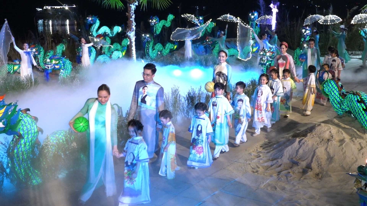 Festival Áo dài Quảng Ninh 2022.