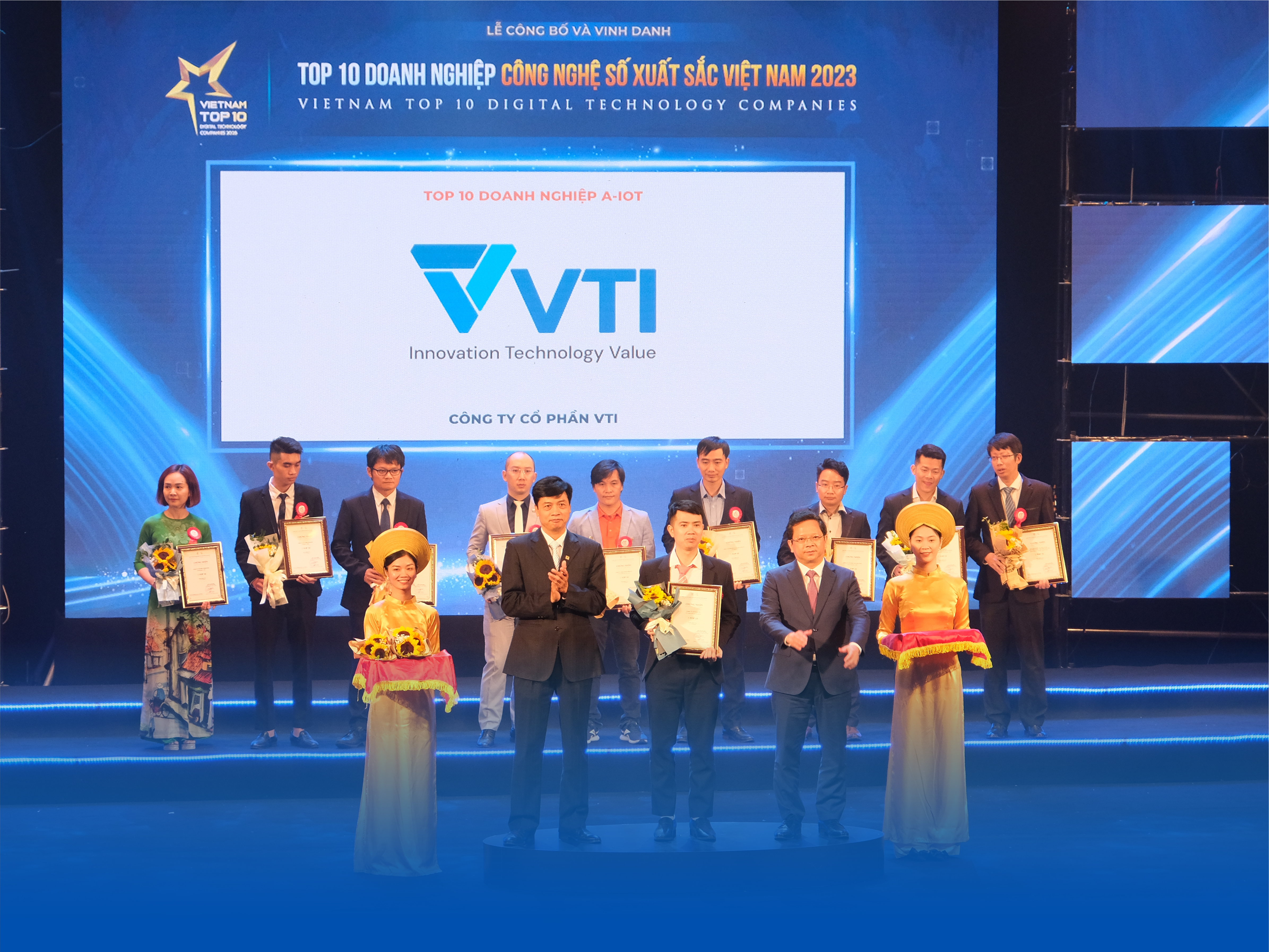 VTI Group receives the award for Top 10 A-IoT Companies.