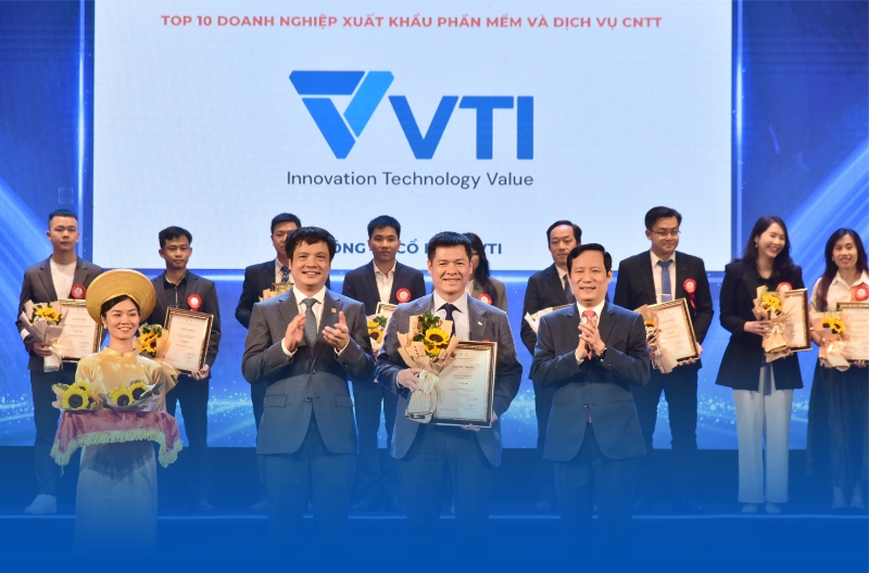 VTI Group achieves hat-trick of awards in Vietnam Top 10 Digital Technology Companies 2023