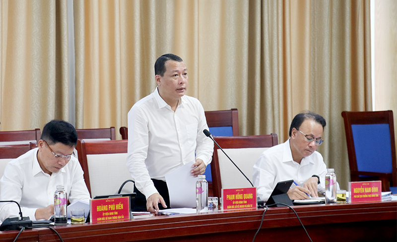 Ông Phạm Hồng Quang Giám đốc Sở KH&ĐT Nghệ An thông tin về tình hình kinh tế - xã hội 9 tháng năm 2023