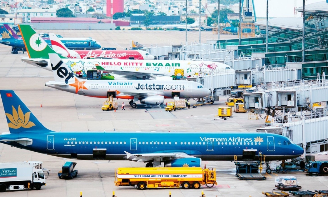 Lượng khách quốc tế tới Việt Nam bằng đường hàng không tiếp tục tăng mạnh. Ảnh minh họa.