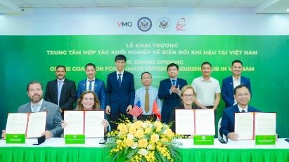 US State Department signs MoU with PTIT and VMO Holdings