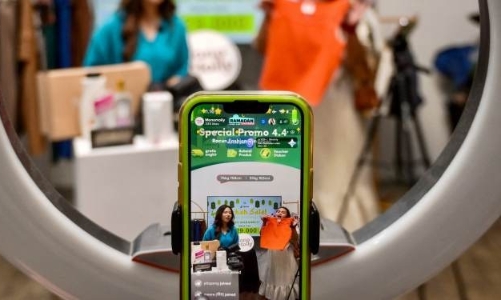 Indonesia cấm mua sắm trên mạng xã hội TikTok