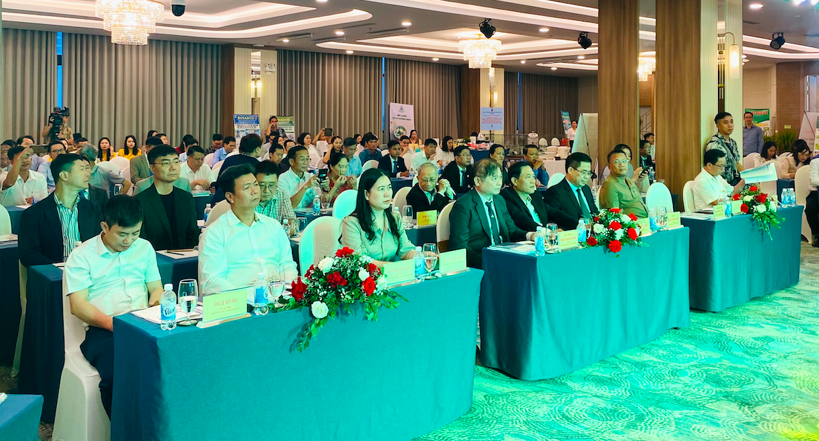 Hội nghị thường ni&ecirc;n v&agrave; Hội thảo&ldquo;Giải ph&aacute;p thực thi ch&iacute;nh s&aacute;ch cho doanh nghiệp khoa học v&agrave; c&ocirc;ng nghệ&rdquo; ng&agrave;y 28/9 tại Th&aacute;i B&igrave;nh.