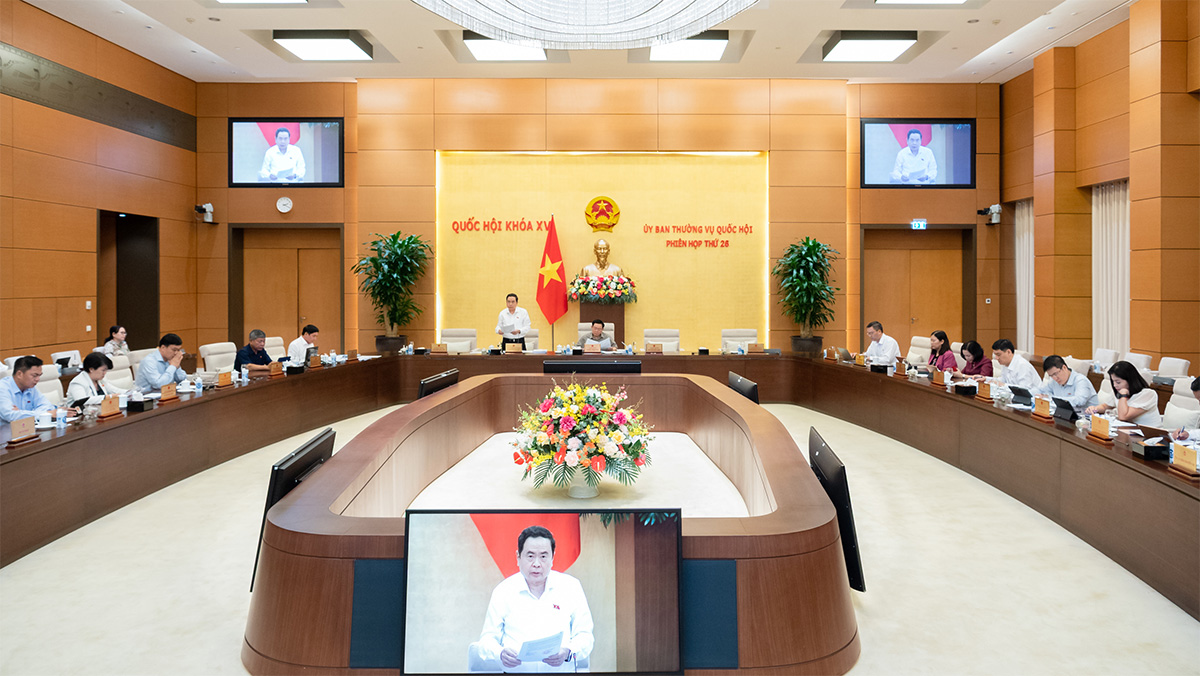 Phiên họp thứ 26 của Ủy ban Thường vụ Quốc hội, thảo luận về việc điều chỉnh một số nội dung của Nghị quyết 53/2017/QH14 ngày 24.11.2017 của Quốc hội về Báo cáo nghiên cứu khả thi Dự án thu hồi đất, bồi thường, hỗ trợ, tái định cư Cảng hàng không quốc tế Long Thành.