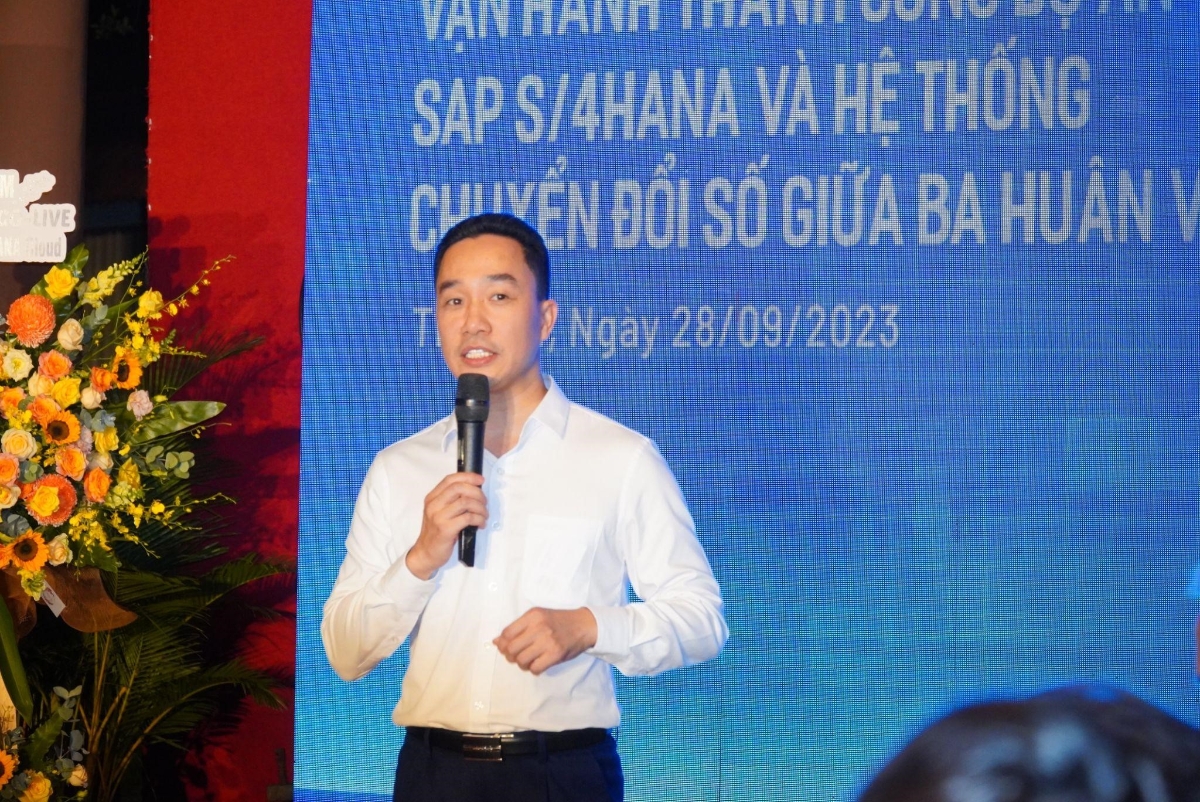Ông Nguyễn Hồng Việt - Tổng giám đốc SAP Việt Nam nhấn mạnh việc vận hành Hệ thống SAP S/4HANA là chất xúc tác quan trọng cho chiến lược kinh doanh của Ba Huân.