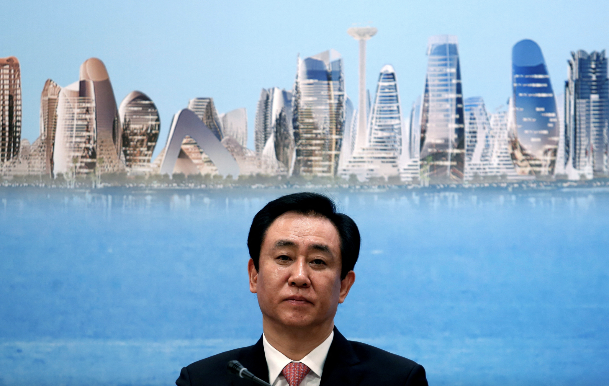 Chủ tịch Evergrande Hứa Gia Ấn - Ảnh: Reuters.