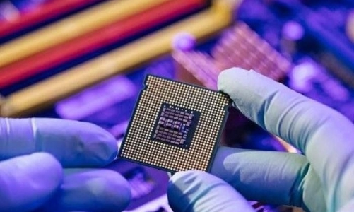 Các nhà hoạch định chính sách toàn thế giới đua giành lợi thế trong lĩnh vực bán dẫn