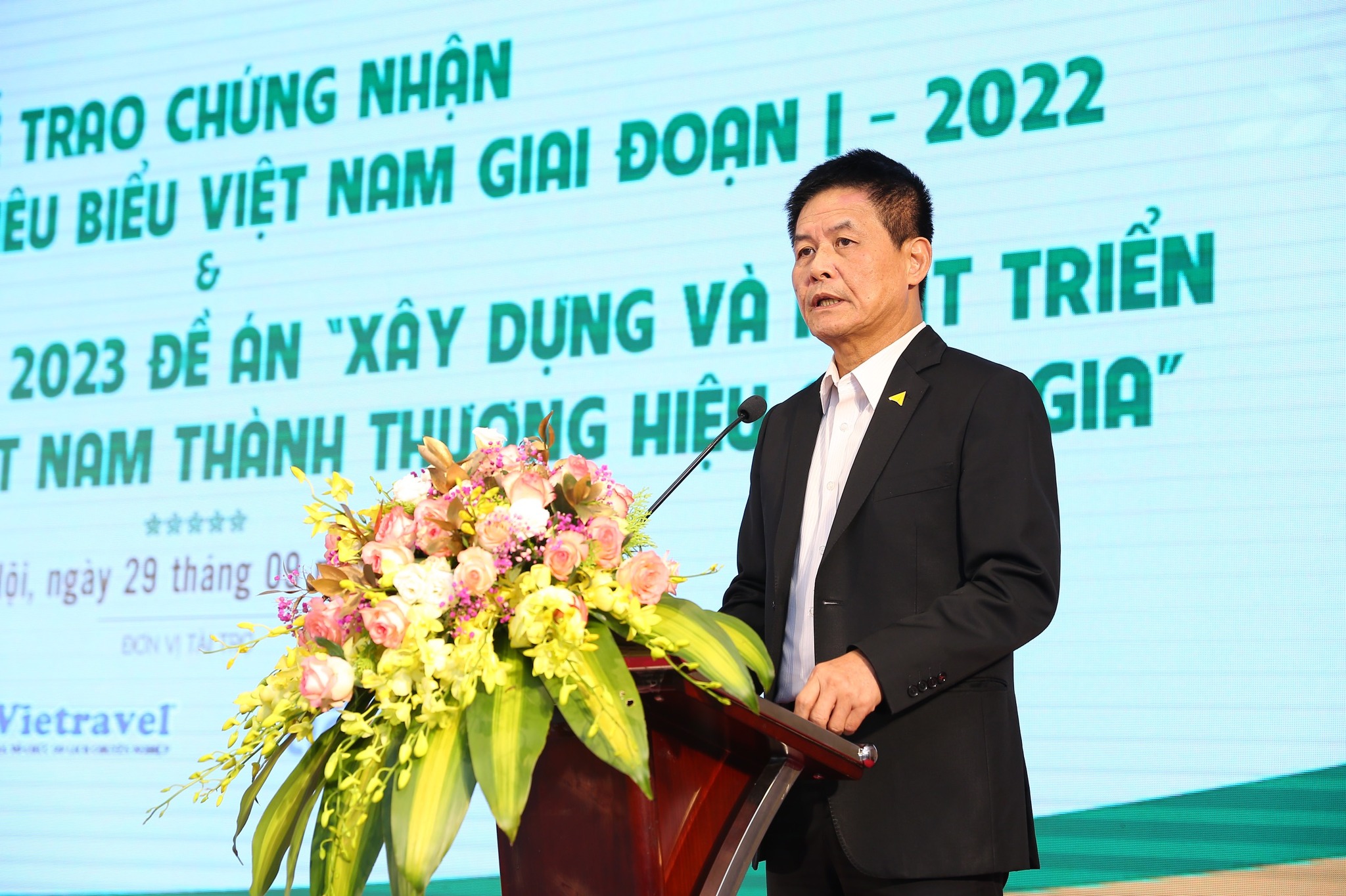 Ông Nguyễn Quốc Kỳ phát biểu tại lễ trao chứng nhận 121 món ẩm thực tiêu biểu giai đoạn I-2022