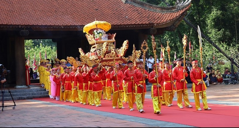 Lễ rước kiệu vua L&ecirc; Th&aacute;i Tổ tại Lễ hội Lam Kinh 2023.