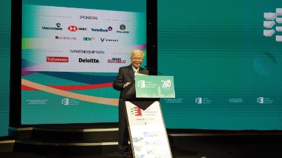 Vietnam New Economic Forum links businesses with policymakers