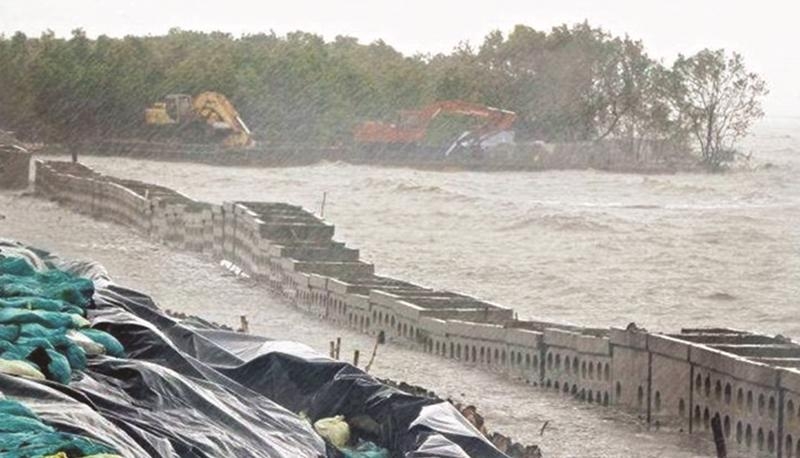 $166mln allocated for preventing coastal erosion in Mekong Delta
