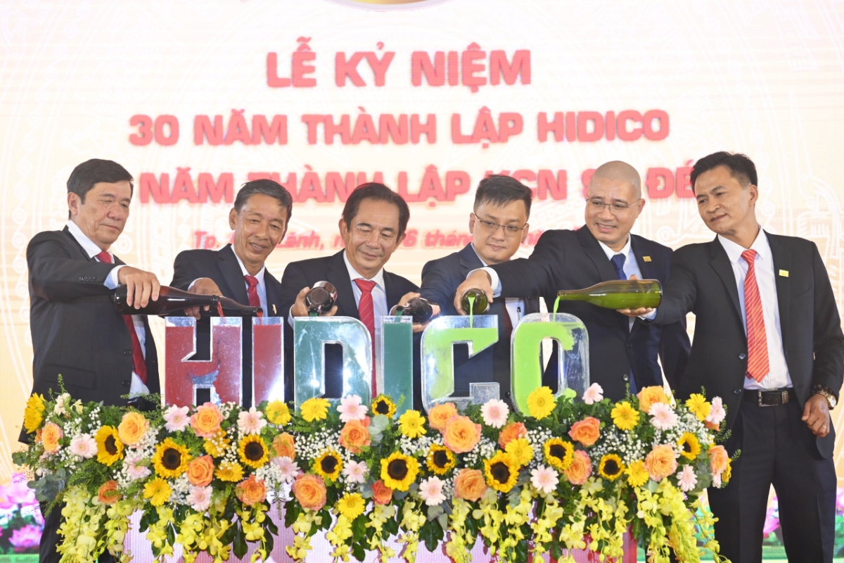 30 năm qua, HIDICO đã để lại dấu ấn qua nhiều công trình xây dựng, đóng góp lớn cho phát triển kinh tế - xã hội tỉnh Đồng Tháp nói riêng và cả nước nói chung.