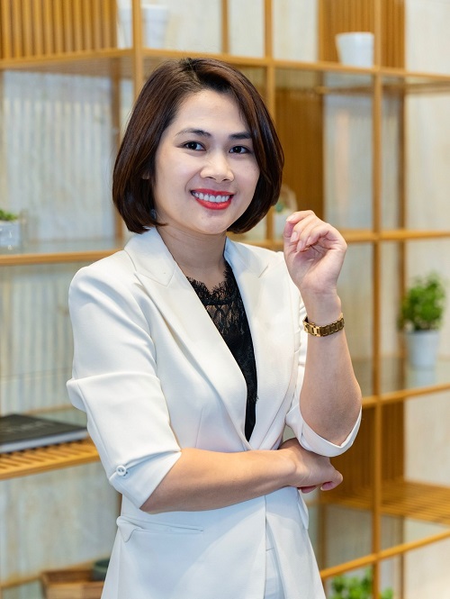 Bà Mai Thị Thanh Oanh, Phó Tổng Giám đốc Cốc Cốc