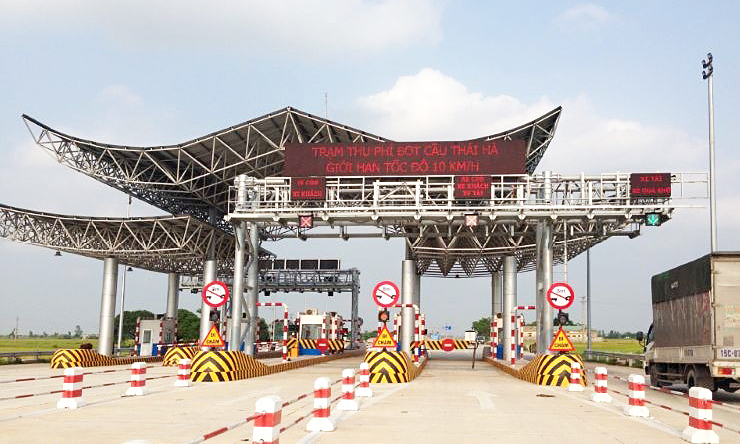 Bộ Giao thông vận tải đề xuất dùng 10.342 tỷ đồng ngân sách xử lý vướng mắc tại 8 dự án BOT và tích cực đàm phán với các bên.