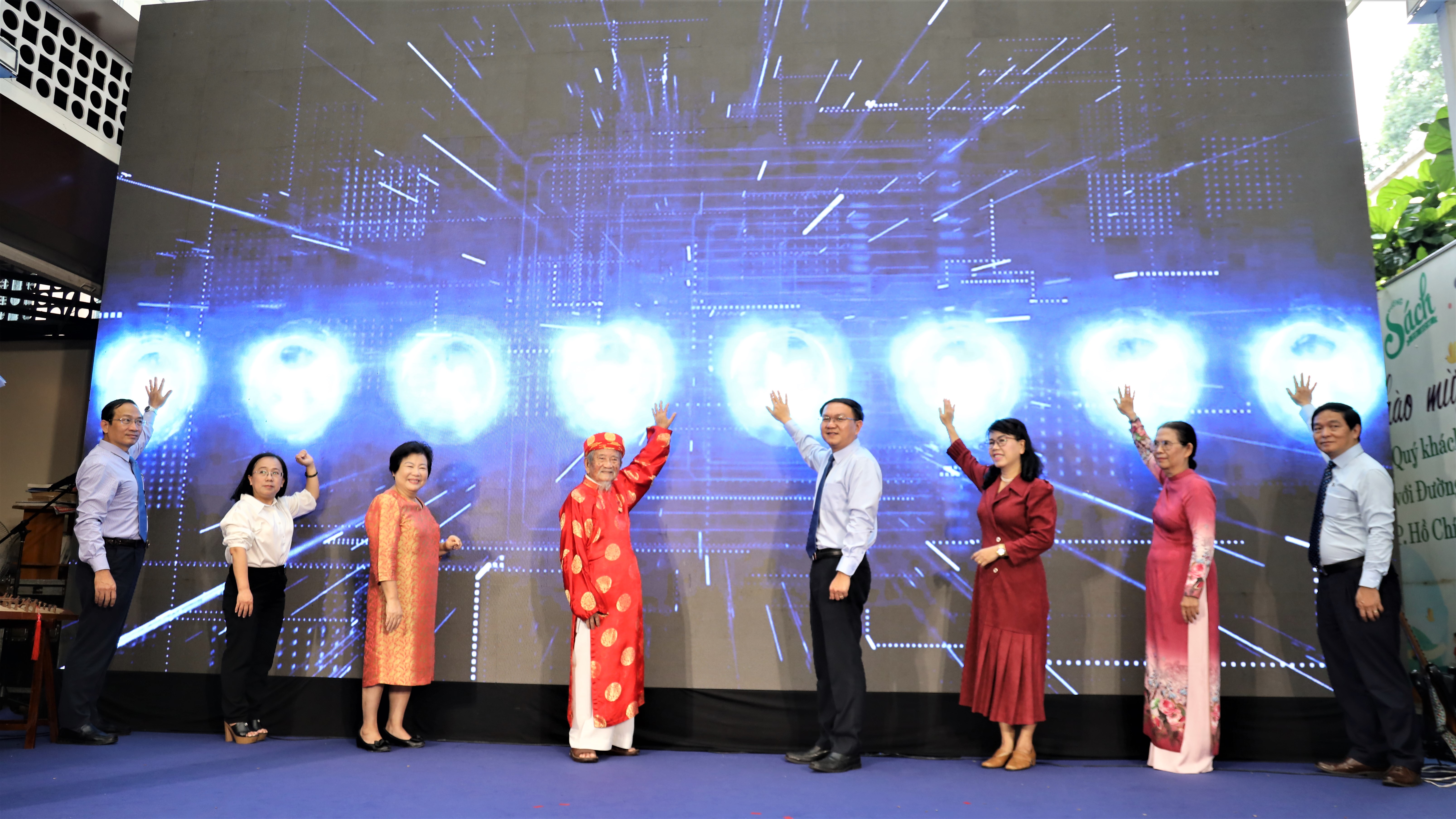 Khai mạc chuỗi hoạt động chào mừng ngày Chuyển đổi số quốc gia tại TP.HCM sáng 10/10.