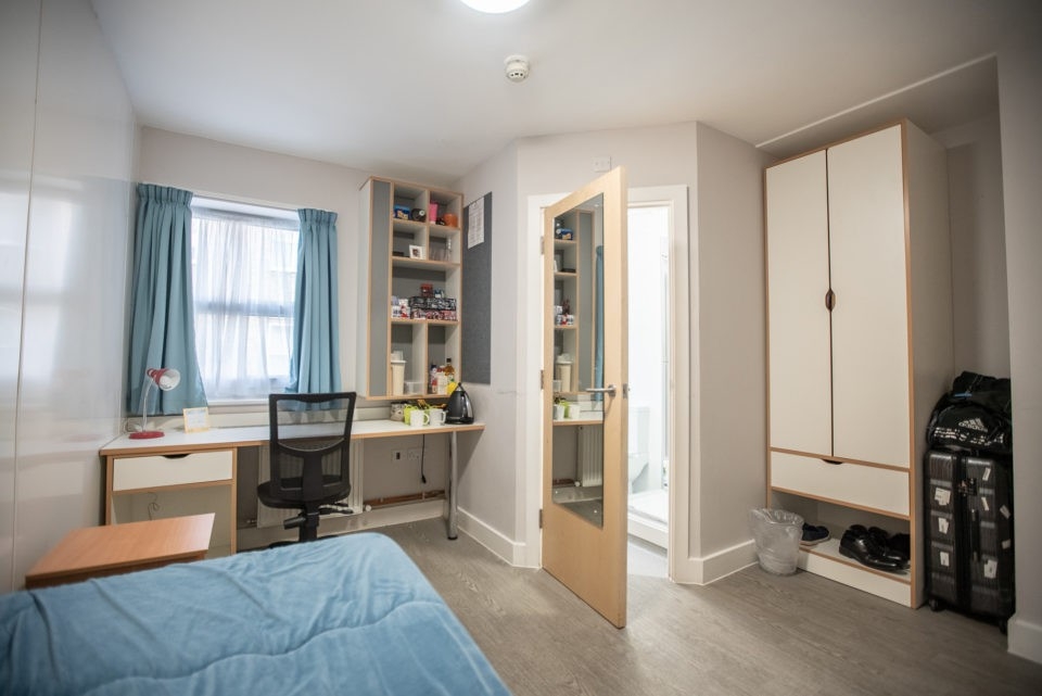 PBSA là một loại tài sản bất động sản có uy tín trên khắp EU, Hoa Kỳ và một số khu vực ở Châu Á - Thái Bình Dương.