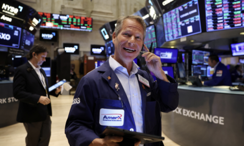 Chứng khoán Mỹ tăng phiên thứ hai liên tiếp trước báo cáo lạm phát, giá dầu giảm