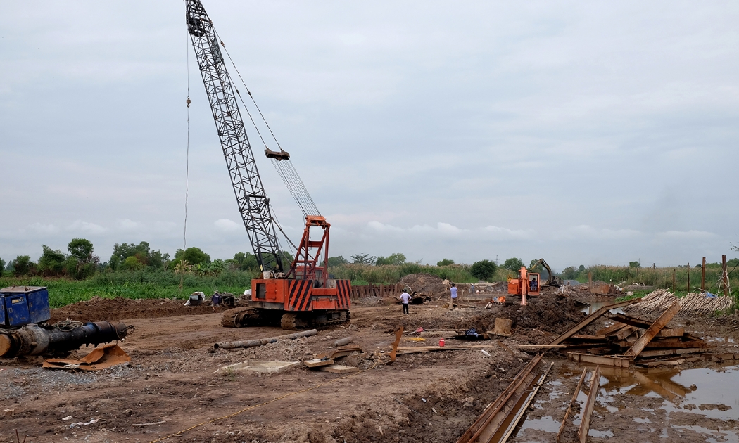 Tiến độ xử lý các vướng mắc cụ thể tại các địa phương như Ninh Thuận, Gia Lai rất chậm; giải ngân tại tỉnh Kon Tum không chuyển biến trong 1 tháng qua (tăng 0,08%).