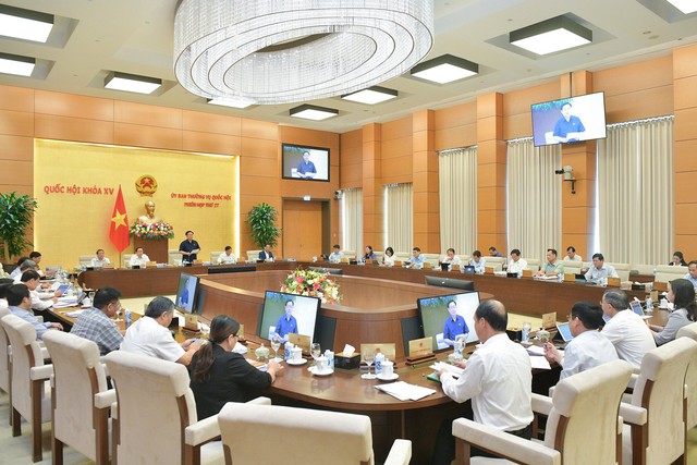 Phiên họp thứ 27. Ảnh: TTXVN